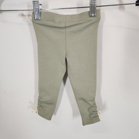 New Baby Leggings‎ with cinched Ankles in sage Green Size 3-6 Months - Picture 3 of 5
